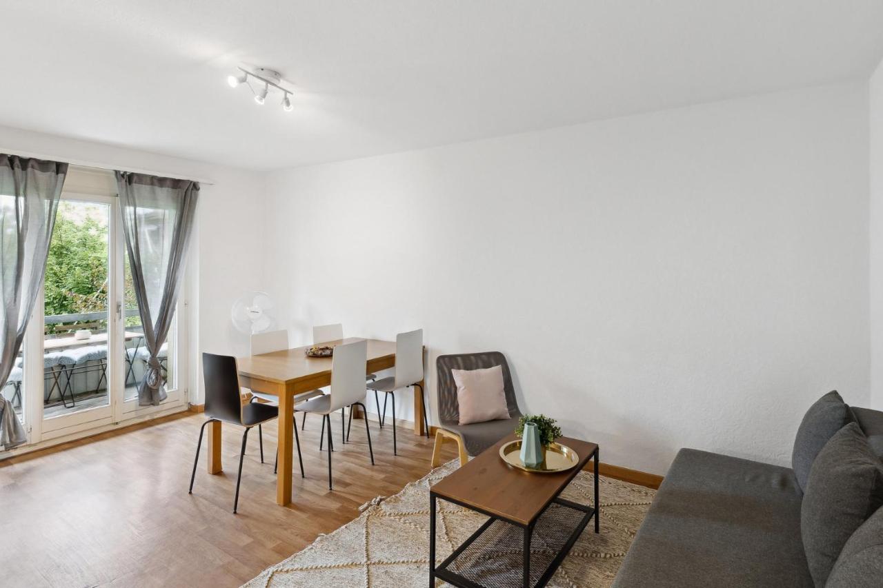 Zurich Urban Charm: Your Comfy Stay Close To The City מראה חיצוני תמונה